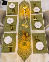 Green Mats Dining Table Set
